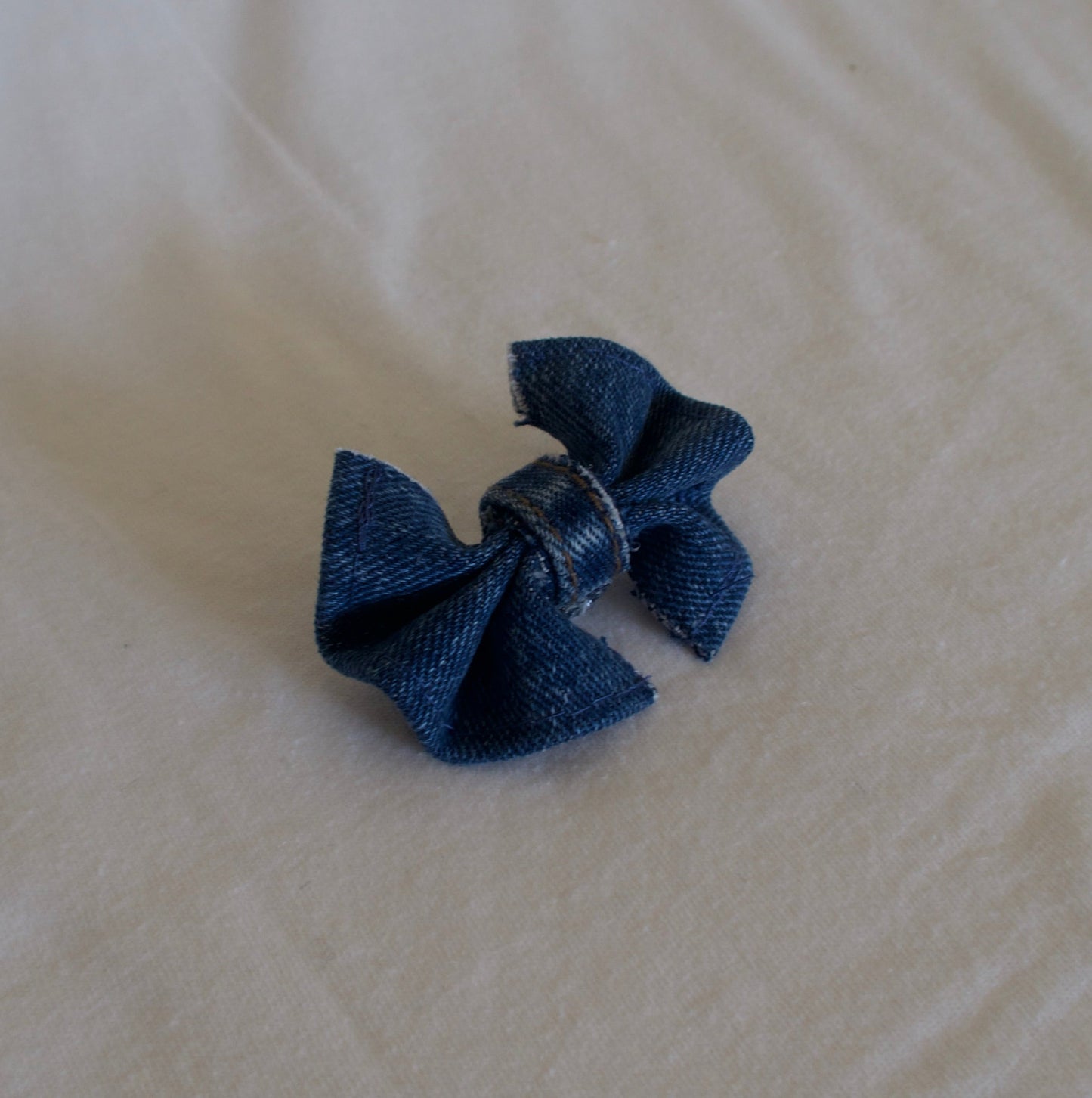 The Jean Bow Pin